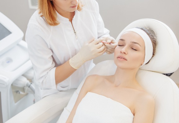 All too often standard Botox and fillers can look unnatural when either overused, or delivered in a way that does not respect the anatomy of the face. All too often standard Botox and fillers can look unnatural when either overused, or delivered in a way that does not respect the anatomy of the face.